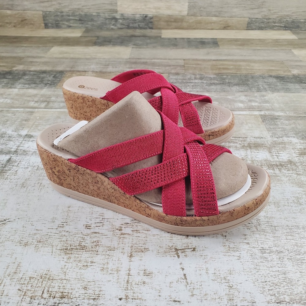 BZees Reign Slip On Sandals Womens Sz 9 Magenta Wedge Loft Sandal